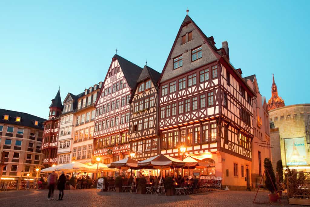 Frankfurt Altstadt with Römer, the iconic town hall, amid half-timbered houses.