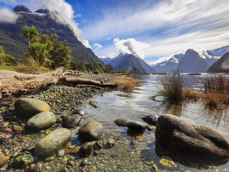 Fiordland National Park – Stunning glaciers in the lap of nature